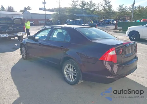 2011 Ford Fusion S from USA, damaged, VIN 3FAHP0GA3BR120557
